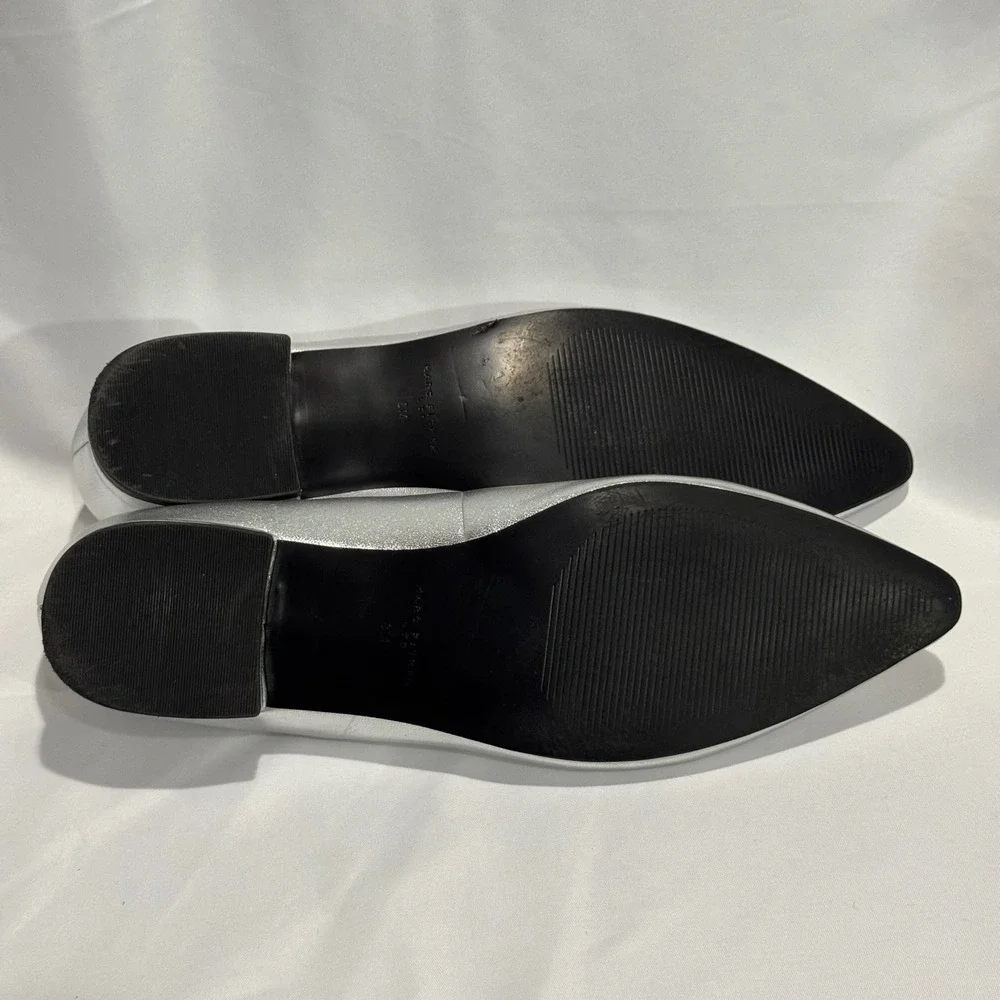 Marc Fisher LTD Gunner Flats Metallic Silver Leather Pointed Toe Slip On Size 8 - Picture 9 of 13